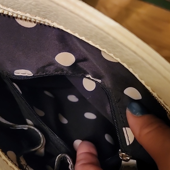 Anne Klein White Purse - Picture 11 of 16